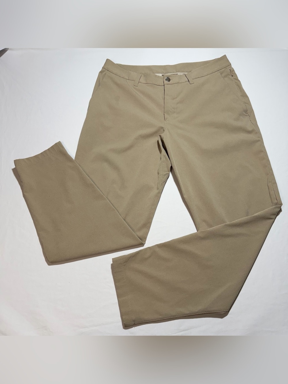 lululemon athletica Men's Khaki Chinos - Neutral Tan